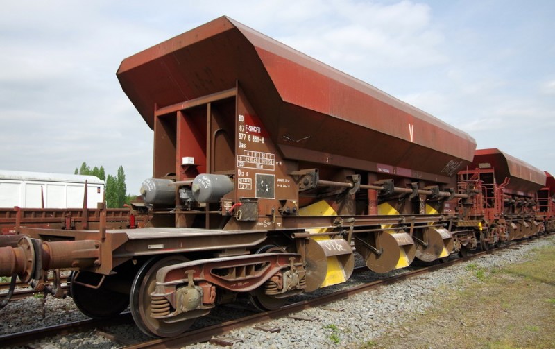 80 87 977 8 888-8 Uas D12 6 F-SNCFR (2018-04-24 Laon) (1).jpg (154.4 Kio) Vu 604 fois 80 87 977 8 888-8 Uas D12 6 F-SNCFR (2018-04-24 Laon) (1).jpg