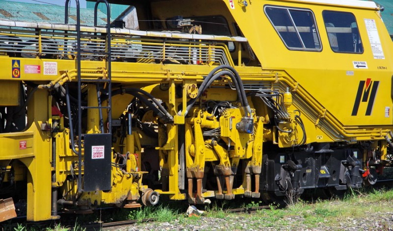 99 87 9 422 518-0 Type 08-32 C N°2048 (2018-05-04 gare de Chaulnes) (6).jpg