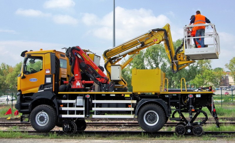 Geismar V2R 840 C-GR (2018-05-16 St Quentin) (3).jpg (187 Kio) Vu 3606 fois Geismar V2R 840 C-GR (2018-05-16 St Quentin) (3).jpg