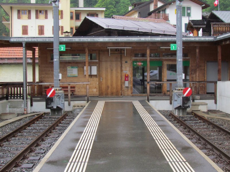 Matisa B40 L (2018-05-19 Sépey canton de Vaud Suisse) Laurent Membrez SA (6).jpg (385.92 Kio) Vu 1326 fois Matisa B40 L (2018-05-19 Sépey canton de Vaud Suisse) Laurent Membrez SA (6).jpg