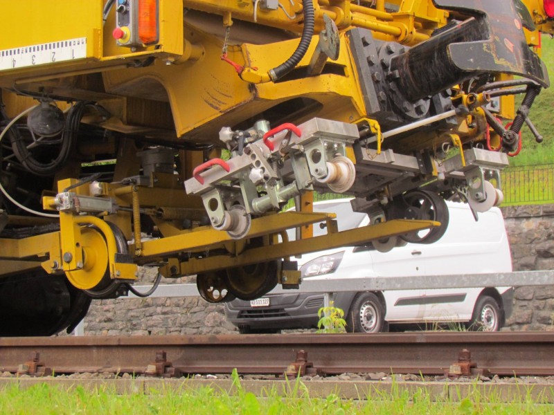 Matisa B40 L (2018-05-19 Sépey canton de Vaud Suisse) Laurent Membrez SA (5).jpg (338.11 Kio) Vu 1326 fois Matisa B40 L (2018-05-19 Sépey canton de Vaud Suisse) Laurent Membrez SA (5).jpg