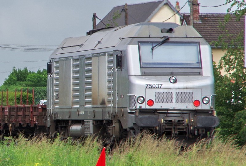 75037 (2018-05-30 gare de Chaulnes (3).jpg