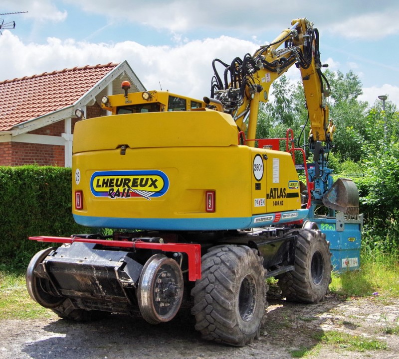 2018-06-15 Villers-Bretonneux (2) l'Heureux Rail 2801.jpg (291.26 Kio) Vu 2544 fois 2018-06-15 Villers-Bretonneux (2) l'Heureux Rail 2801.jpg