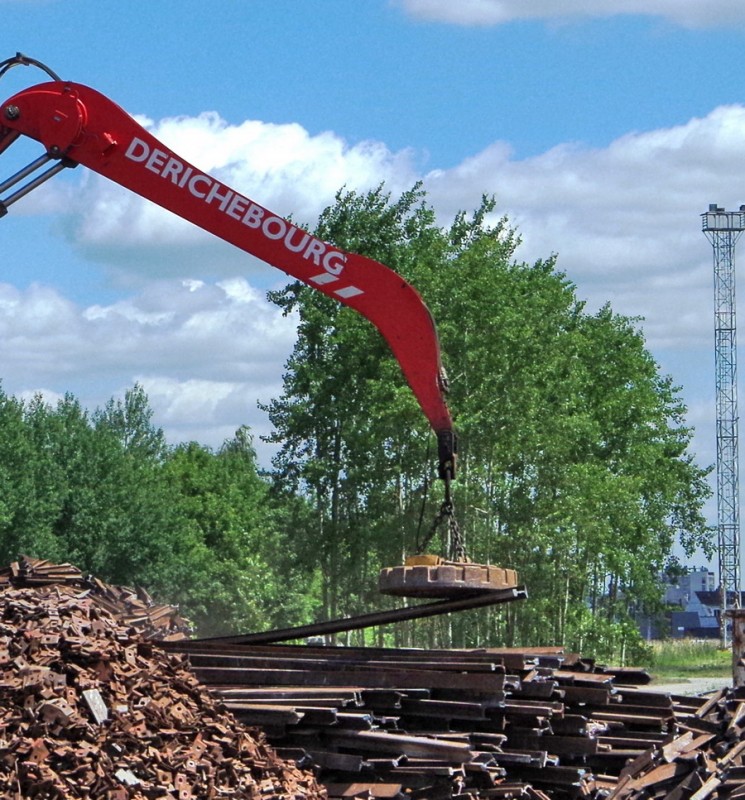 2018-06-22 Laon (16).jpg (319.68 Kio) Vu 2634 fois 2018-06-22 Laon (16).jpg