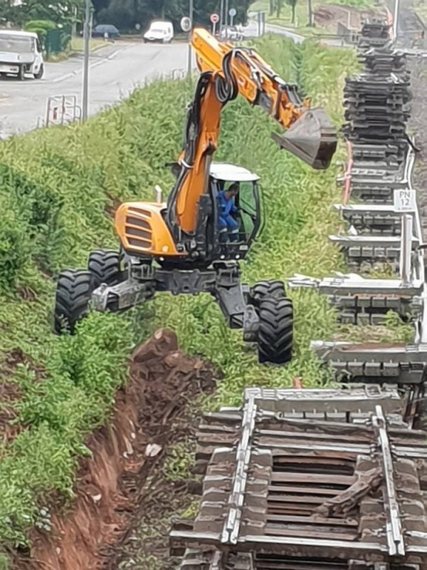 2.jpg (240.86 Kio) Vu 3235 fois 2.jpg