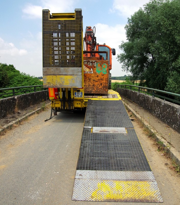 CASE 788 PRR (2018-07-12 Ponts de Bray à Jussy) (34).jpg