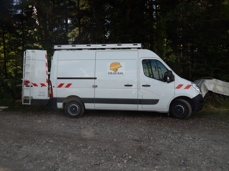 RENAULT MASTER - EP 194 ND - COLAS RAIL (2) (Copier).JPG