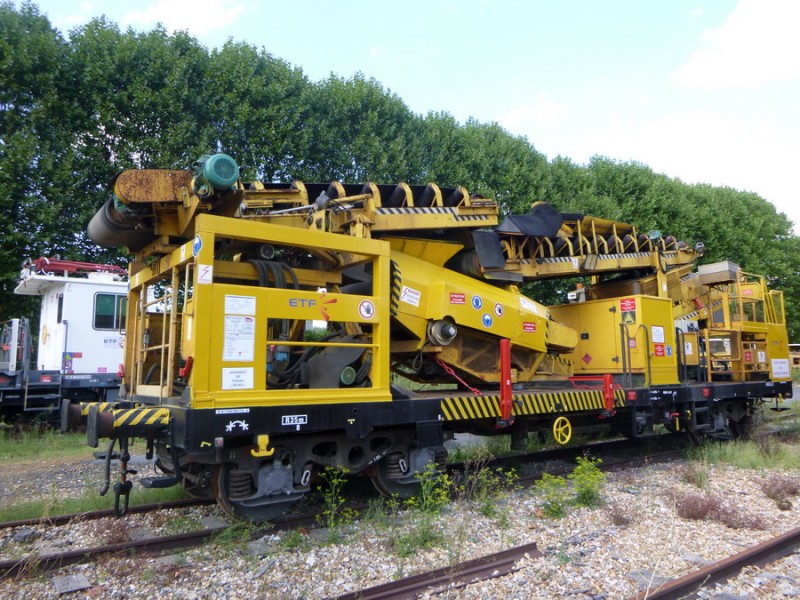 Tapis Canon (310 501-1) (1).jpg (285.67 Kio) Vu 11562 fois Tapis Canon (310 501-1) (1).jpg