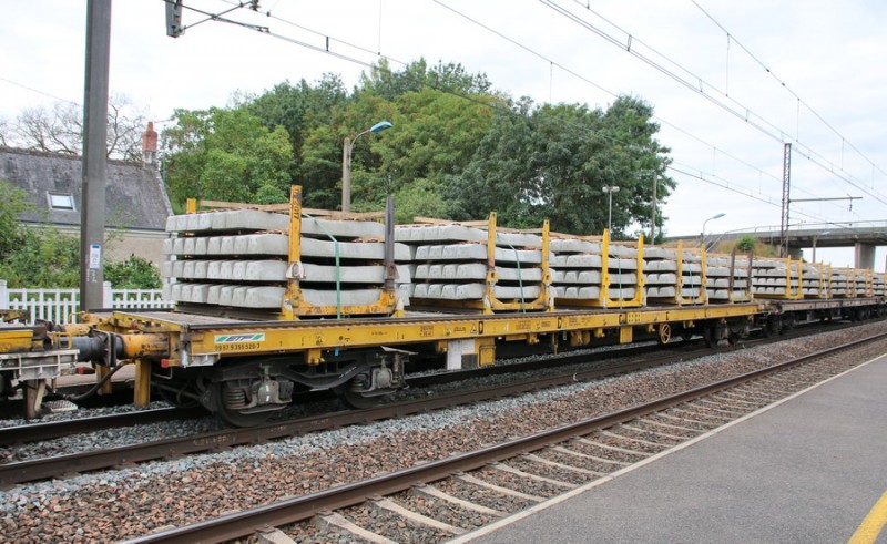 99 87 9 355 520-7 R87 5 (RVB Limeray 21 08 2018) (2).jpg (228.65 Kio) Vu 1875 fois 99 87 9 355 520-7 R87 5 (RVB Limeray 21 08 2018) (2).jpg