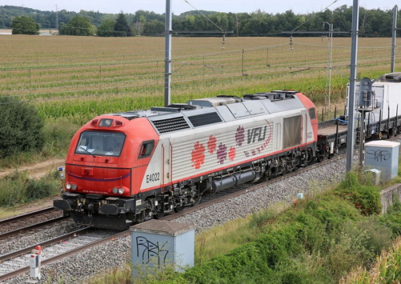 E 4022.jpg (218.9 Kio) Vu 5370 fois E 4022.jpg