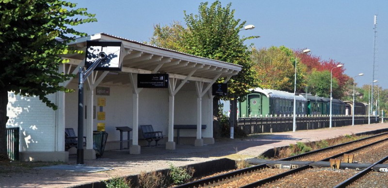 80 87 979 3 621-4 Uas H55 0 D-SNCFR (2018-10-10 gare de Guignicourt) (1).jpg (164.11 Kio) Vu 2981 fois 80 87 979 3 621-4 Uas H55 0 D-SNCFR (2018-10-10 gare de Guignicourt) (1).jpg