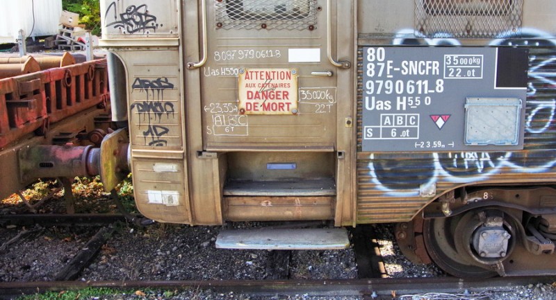 80 87 979 0 611-8 Uas H55 0 F-SNCFR MN (2018-10-10 gare de Guignicourt) (2).jpg (180.82 Kio) Vu 4010 fois 80 87 979 0 611-8 Uas H55 0 F-SNCFR MN (2018-10-10 gare de Guignicourt) (2).jpg