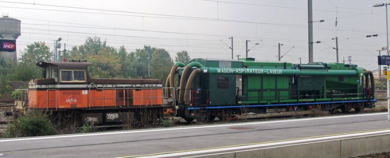 80 87 974 7 805-0 Ua W48 2 F SNCF-PN (2015-10-13 Tergnier) WAL (20).jpg
