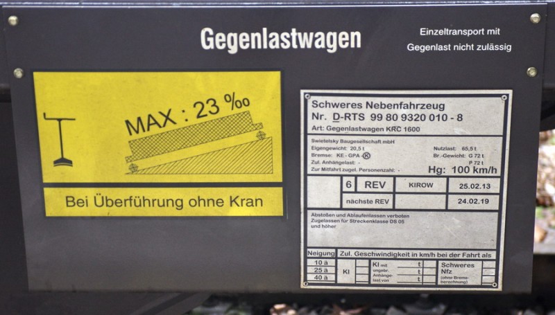 Grue Kirow (2015-03-21 gare de Paris Est) (4).jpg (129.32 Kio) Vu 8010 fois Grue Kirow (2015-03-21 gare de Paris Est) (4).jpg