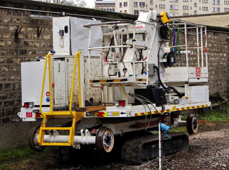 NEOTEC ELAN 00C (2018-02-01 Paris Austerlitz) ETF 5200538 (1).jpg