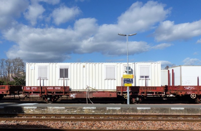 40 87 959 4 104-1 Us K55 2 F-SNCFR (2019-03-11 gare de Joué-les-Tours) (3).jpg
