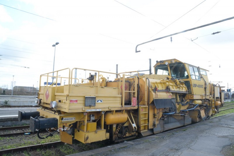 99 87 9 125 505-7 USP 4000 C (2019-03-11 gare de Douai) (1).jpg