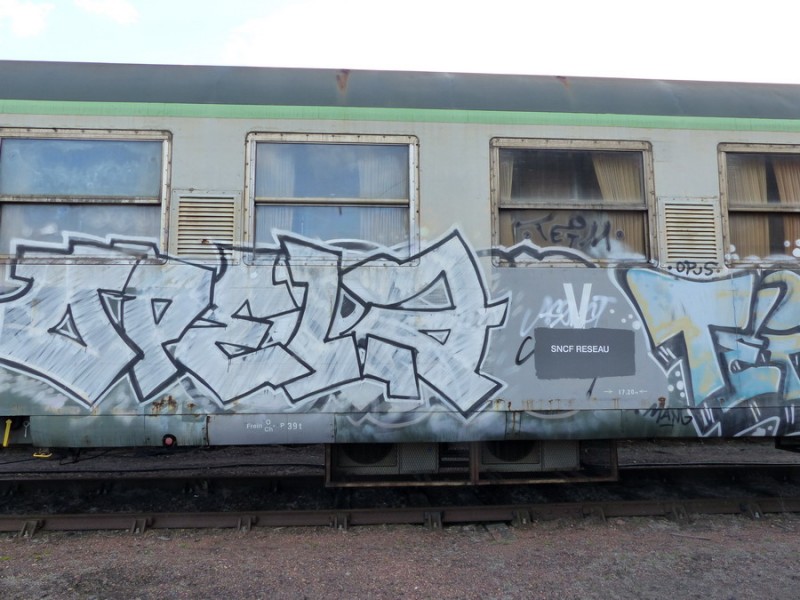 80 87 979 0 651-4 Uass H55 0 F-SNCFR (2019-03-11 gare de Joué-les-Tours) (2).jpg (187.47 Kio) Vu 4788 fois 80 87 979 0 651-4 Uass H55 0 F-SNCFR (2019-03-11 gare de Joué-les-Tours) (2).jpg