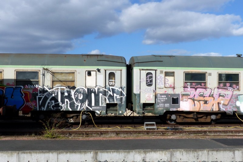 80 87 979 0 650-6 Uas H55 0 F-SNCFR (2019-03-11 gare de Joué-les-Tours) (2).jpg (170.41 Kio) Vu 8460 fois 80 87 979 0 650-6 Uas H55 0 F-SNCFR (2019-03-11 gare de Joué-les-Tours) (2).jpg