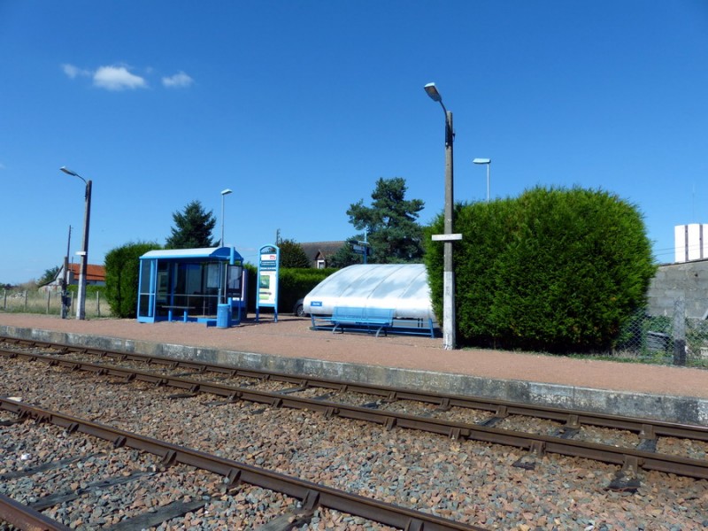 gare de Reignac-sur-Indre (10).jpg