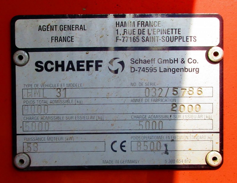 Schaeff HML 31 n°032-5786 (2019-03-28 gare de Reignac) (2).jpg