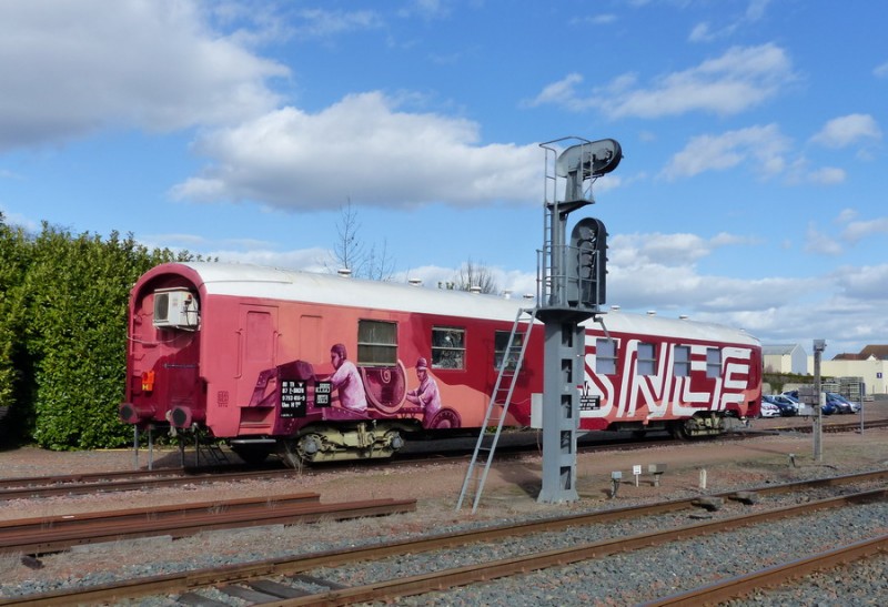 80 87 979 3 416-9 Uas H55 0 F SNCF-TR (2019-03-11 gare de Joué-les-Tours) (6).jpg