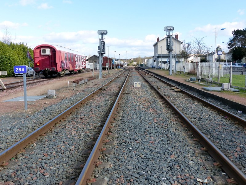 80 87 979 3 416-9 Uas H55 0 F SNCF-TR (2019-03-11 gare de Joué-les-Tours) (11).jpg