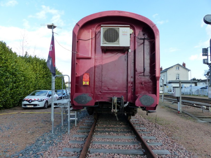 80 87 979 3 416-9 Uas H55 0 F SNCF-TR (2019-03-11 gare de Joué-les-Tours) (16).jpg