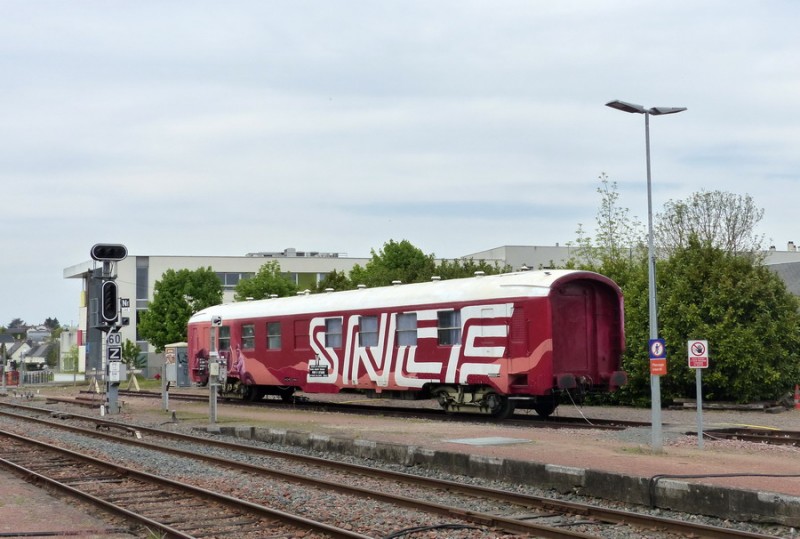 (7) 2019-04-21 (13) gare de Joué-les-Tours PK 241,192.jpg (175.55 Kio) Vu 9147 fois (7) 2019-04-21 (13) gare de Joué-les-Tours PK 241,192.jpg
