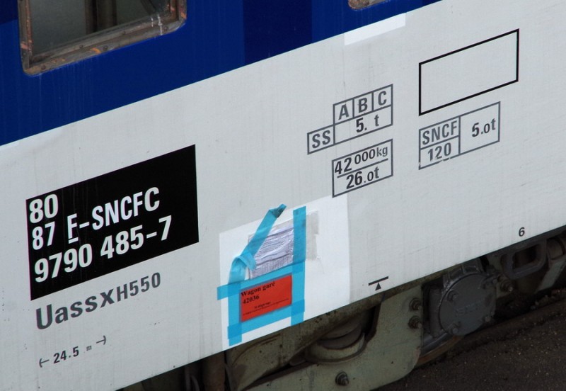 80 87 979 0 485-7 Uassx H55 0 F-SNCFC (2019-06-22 Tergnier) (2).jpg