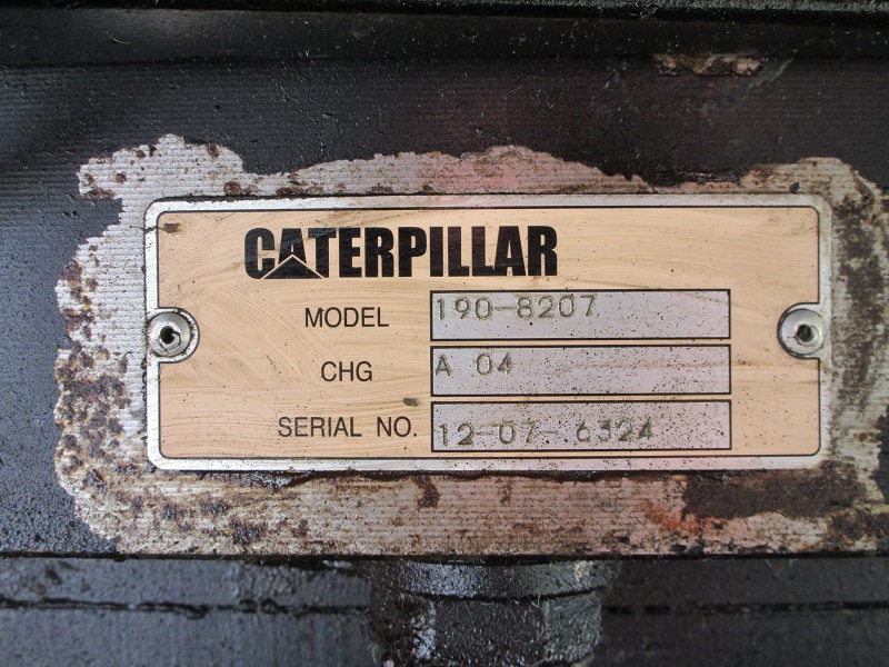 (3) N° modèle et série UNAC 22 TRR.JPG