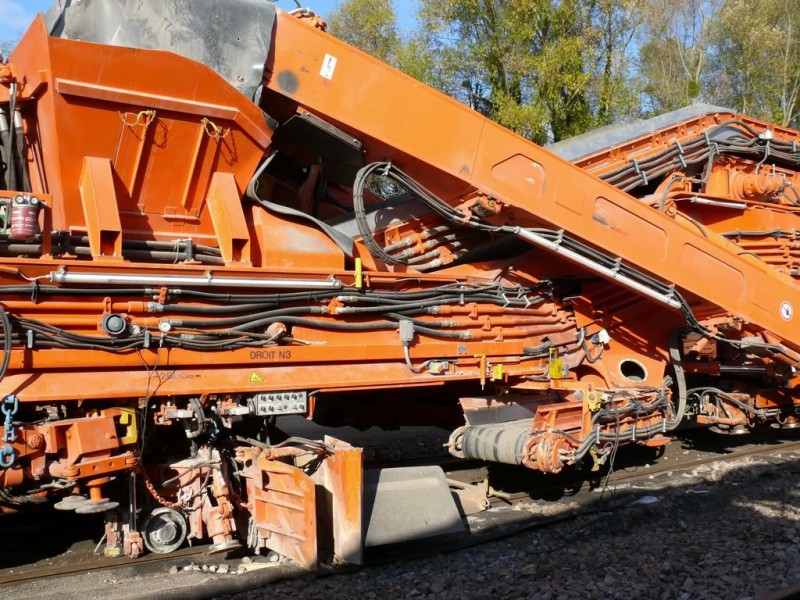 RM900-44.jpg