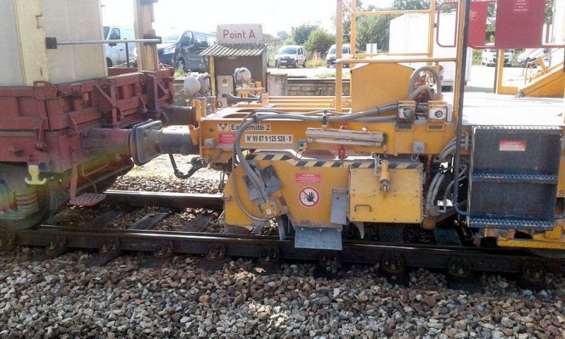 99 87 9 125 528-9 SSP 230 T Dynamic (2019-08-02 gare d'Abancourt) Railmat (12).jpg