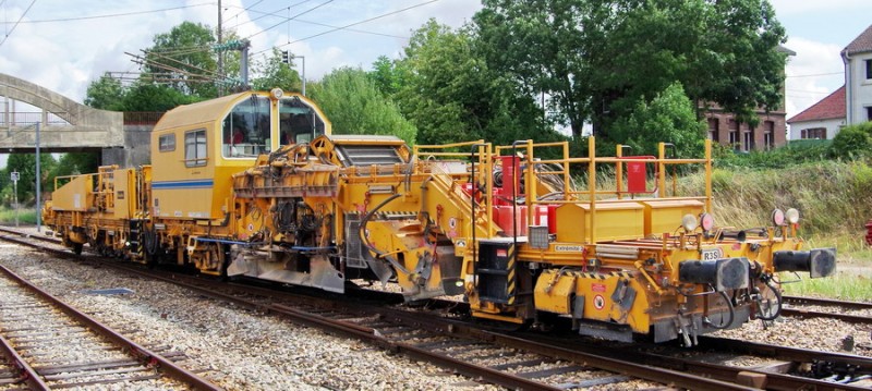 99 87 9 125 528-9 SSP 230 T Dynamic (2019-08-12 Abancourt) Railmat (7).jpg
