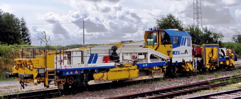 99 87 9 125 535-4 Matisa R21 (2019-08-12 Abancourt) Delcourt Rail (2).jpg