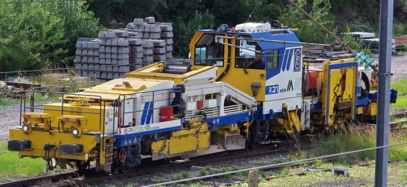 99 87 9 125 535-4 Matisa R21 (2019-08-12 Abancourt) Delcourt Rail (1).jpg