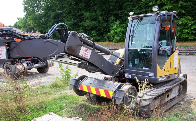 Mecalac 8MCR (2019-08-27 Poix de Picardie) (8).jpg
