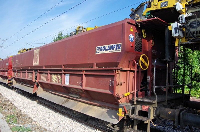 99 87 9 352 638-0 Falns (2019-08-27 gare de Famechon) TR31 (7).jpg (197.39 Kio) Vu 526 fois 99 87 9 352 638-0 Falns (2019-08-27 gare de Famechon) TR31 (7).jpg