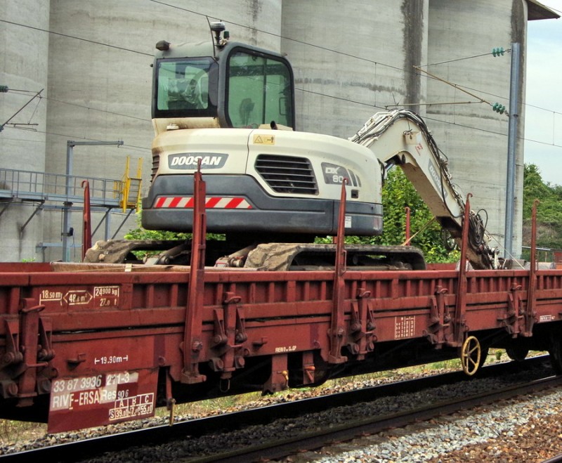 (8) 2019-08-27 gare de Saleux) 211-3 (8).jpg (235.17 Kio) Vu 1201 fois (8) 2019-08-27 gare de Saleux) 211-3 (8).jpg
