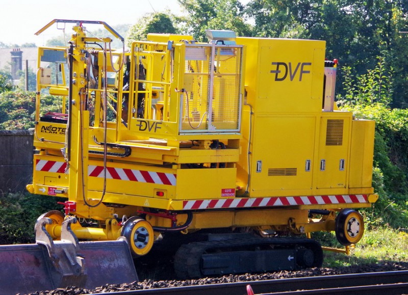 NEOTEC ELAN00C (2019-09-15 Compiègne) DVF n°ELA.17.209 (1).jpg