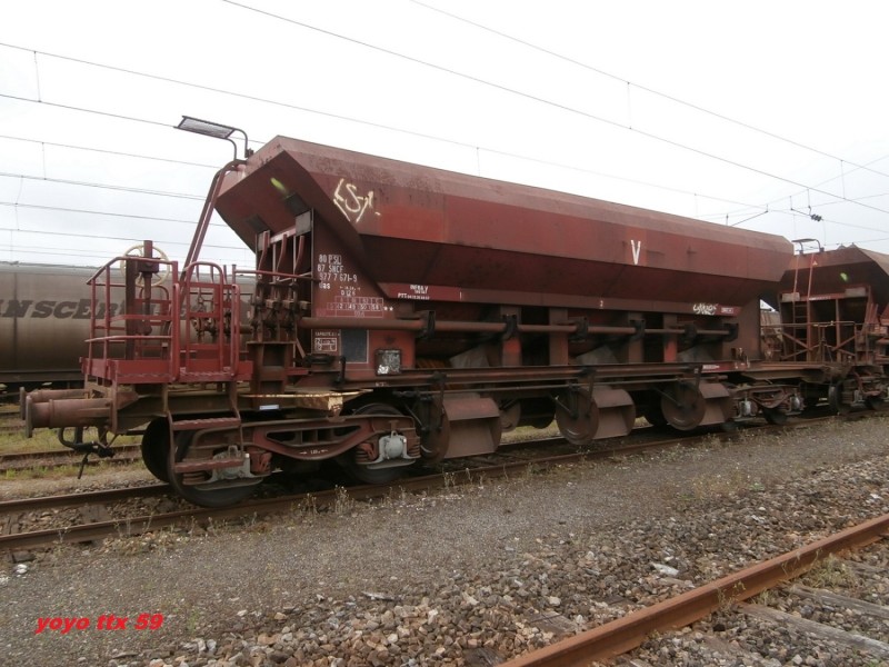 Uas D12-6 80 87 977 7 671-9=11.JPG