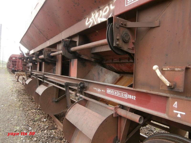 Uas D12-6 80 87 977 7 671-9=14.JPG