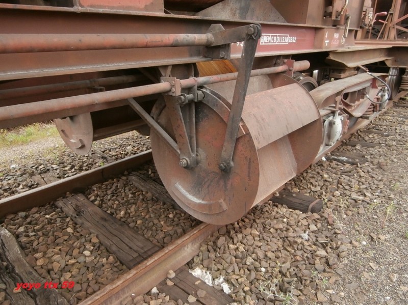 Uas D12-6 80 87 977 7 671-9=16.JPG