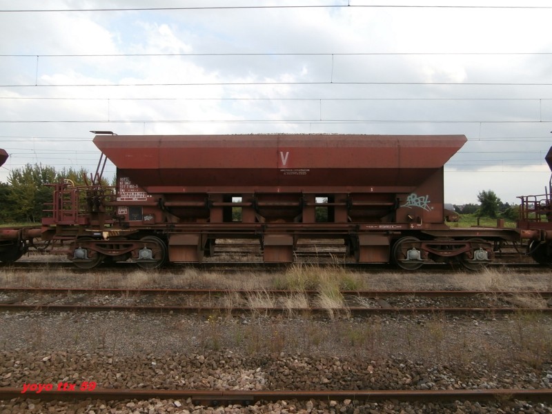 Uas D12-6 80 87 977 7 852-5=1.JPG