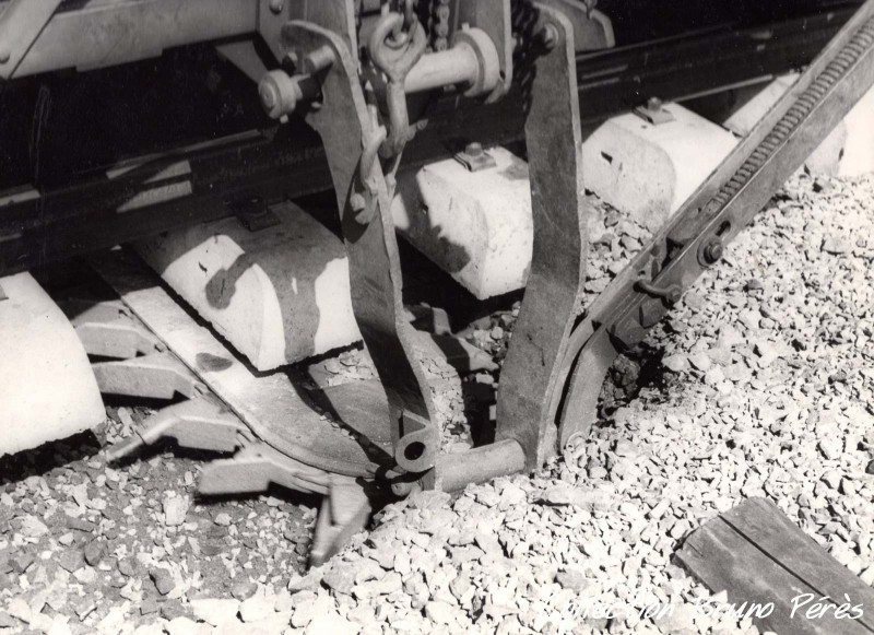 Dégarnisseuse Sheuchzer - Dehé (15) (light).jpg (248.7 Kio) Vu 7745 fois Dégarnisseuse Sheuchzer - Dehé (15) (light).jpg