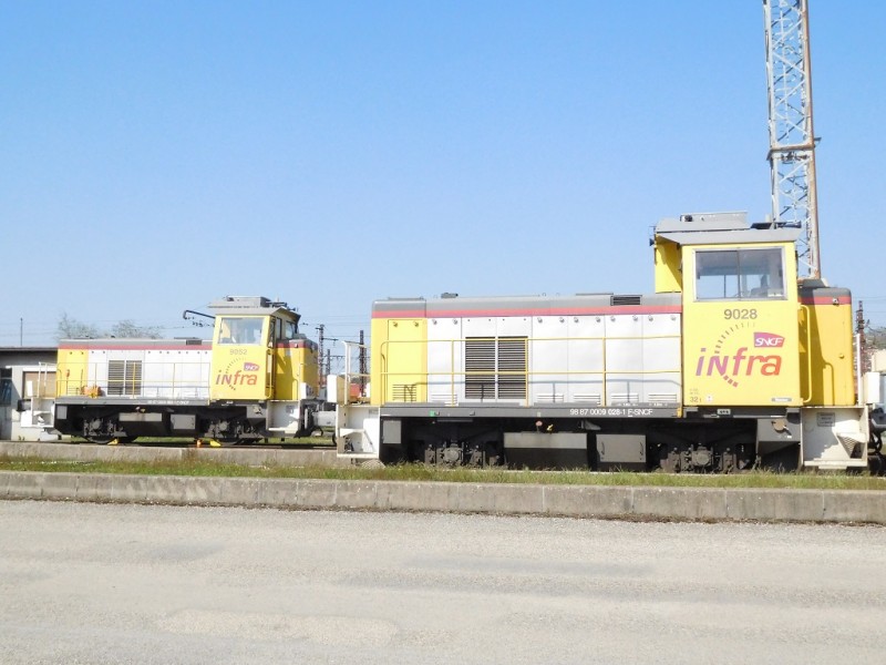 Y 9028 & Y 9052 Infra à Ambérieu 03-04-2021.JPG