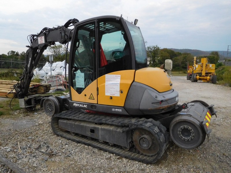 MECALAC 8 MCR - MEC08MCRKF0135018 - Delcourt Rail Nurieux 08-2022 (4).JPG