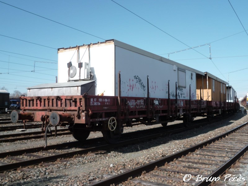 K55 - 40 87 959 4 456-5 - SNCF-TL - Bungalow (10) (light).jpg