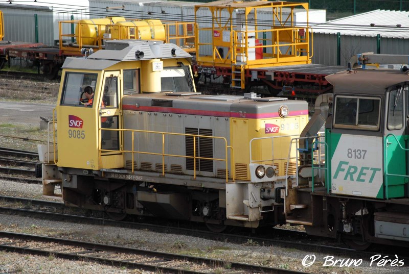 Y 9085 - Infra - 99 87 0009 085-1 - SNCF (19) (light).JPG