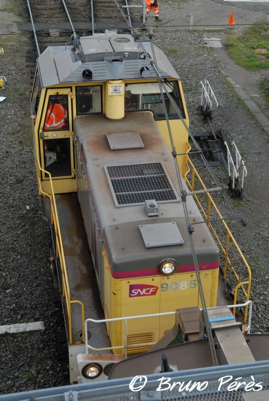 Y 9085 - Infra - 99 87 0009 085-1 - SNCF (11) (light).JPG